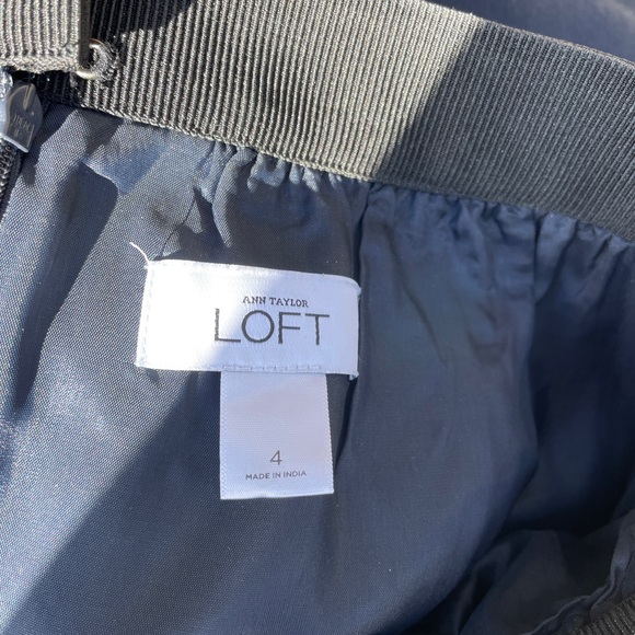 Skirt - Picture 3 of 3